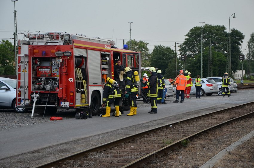 Kesselwagen undicht Gueterbahnhof Koeln Kalk Nord P079.JPG